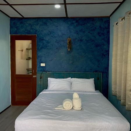 Pp Land Beach Eco Resort Koh Phayam Esterno foto