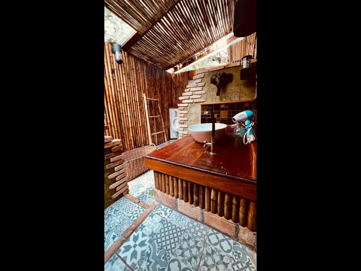 Pp Land Beach Eco Resort Koh Phayam Esterno foto