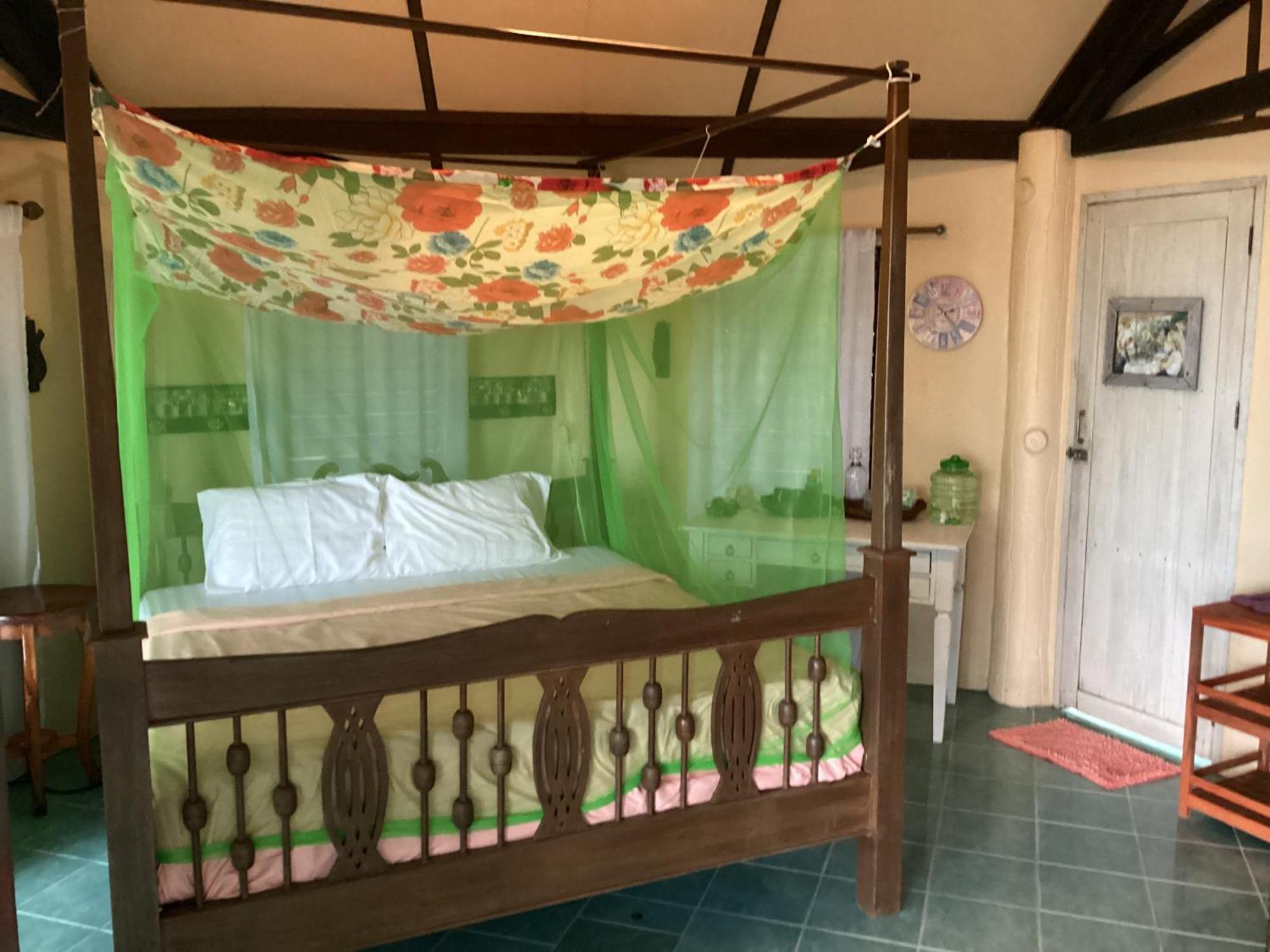 Pp Land Beach Eco Resort Koh Phayam Esterno foto