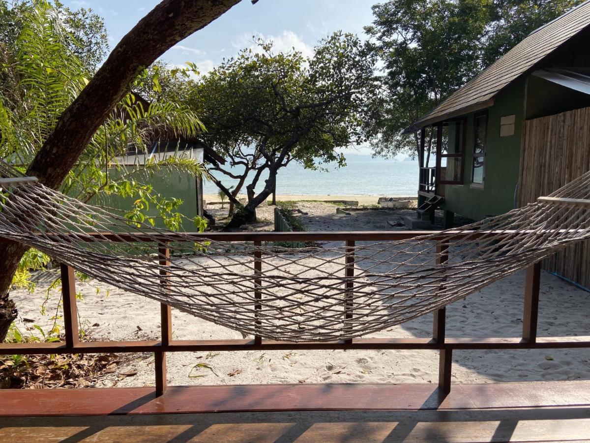 Pp Land Beach Eco Resort Koh Phayam Esterno foto
