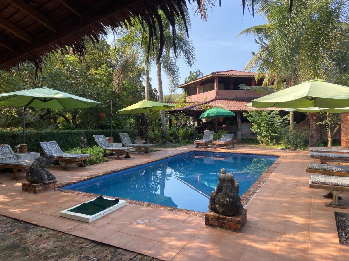 Pp Land Beach Eco Resort Koh Phayam Esterno foto